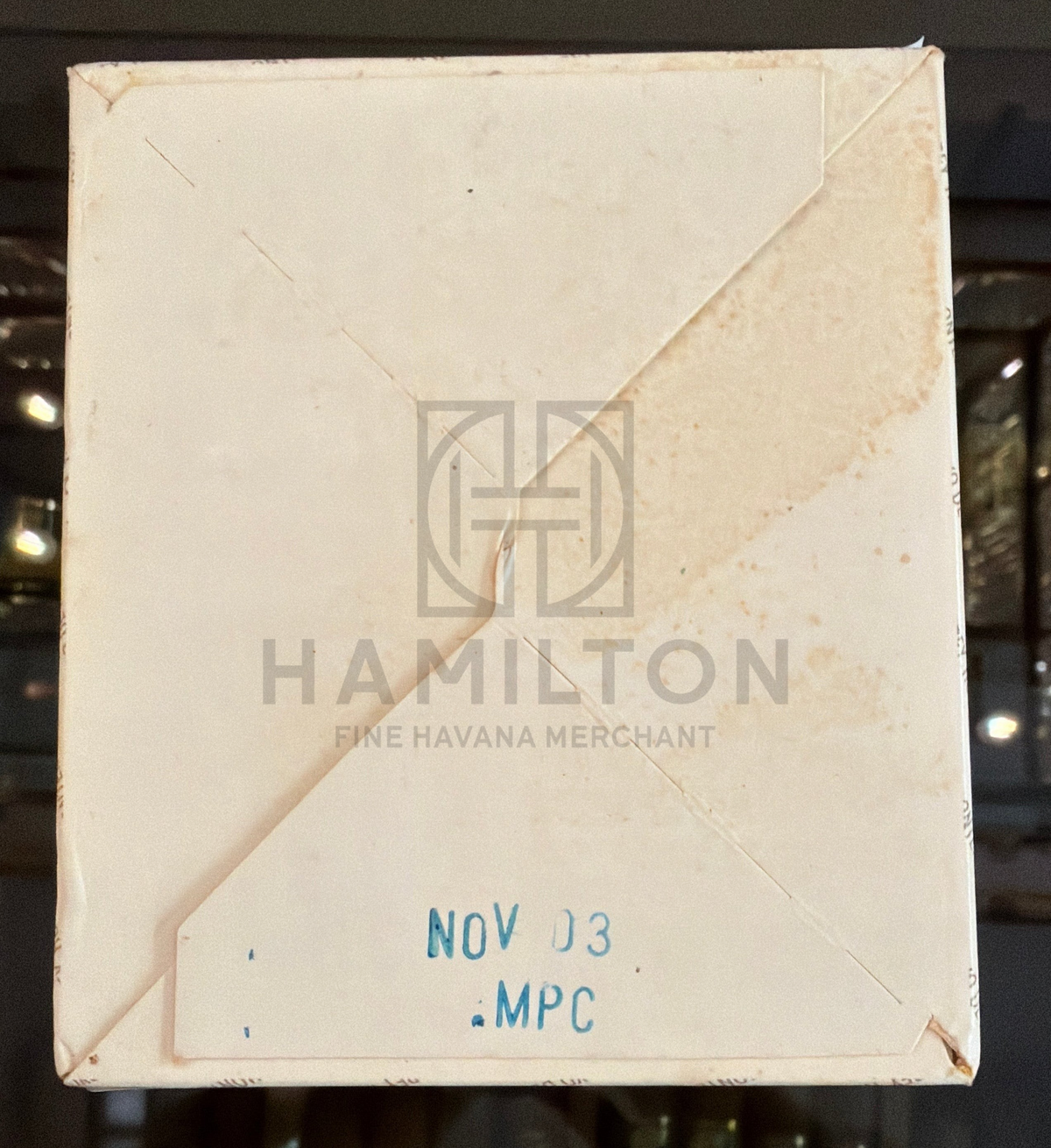 HAMILTON Hoyo de Monterrey Le Hoyo Du Roi cigar box base with NOV 03 MPC date stamp