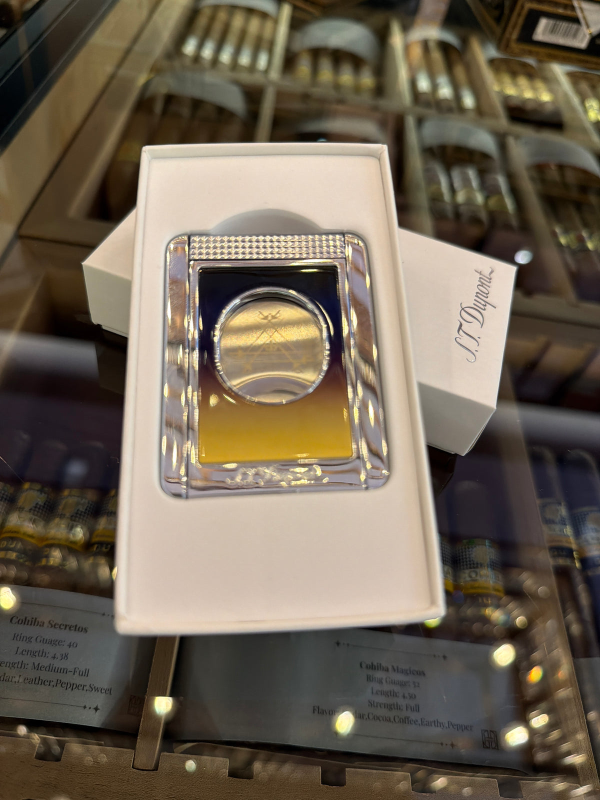 S.T. DUPONT Montecristo La Nuit CC X Cigar Cutter Stand
