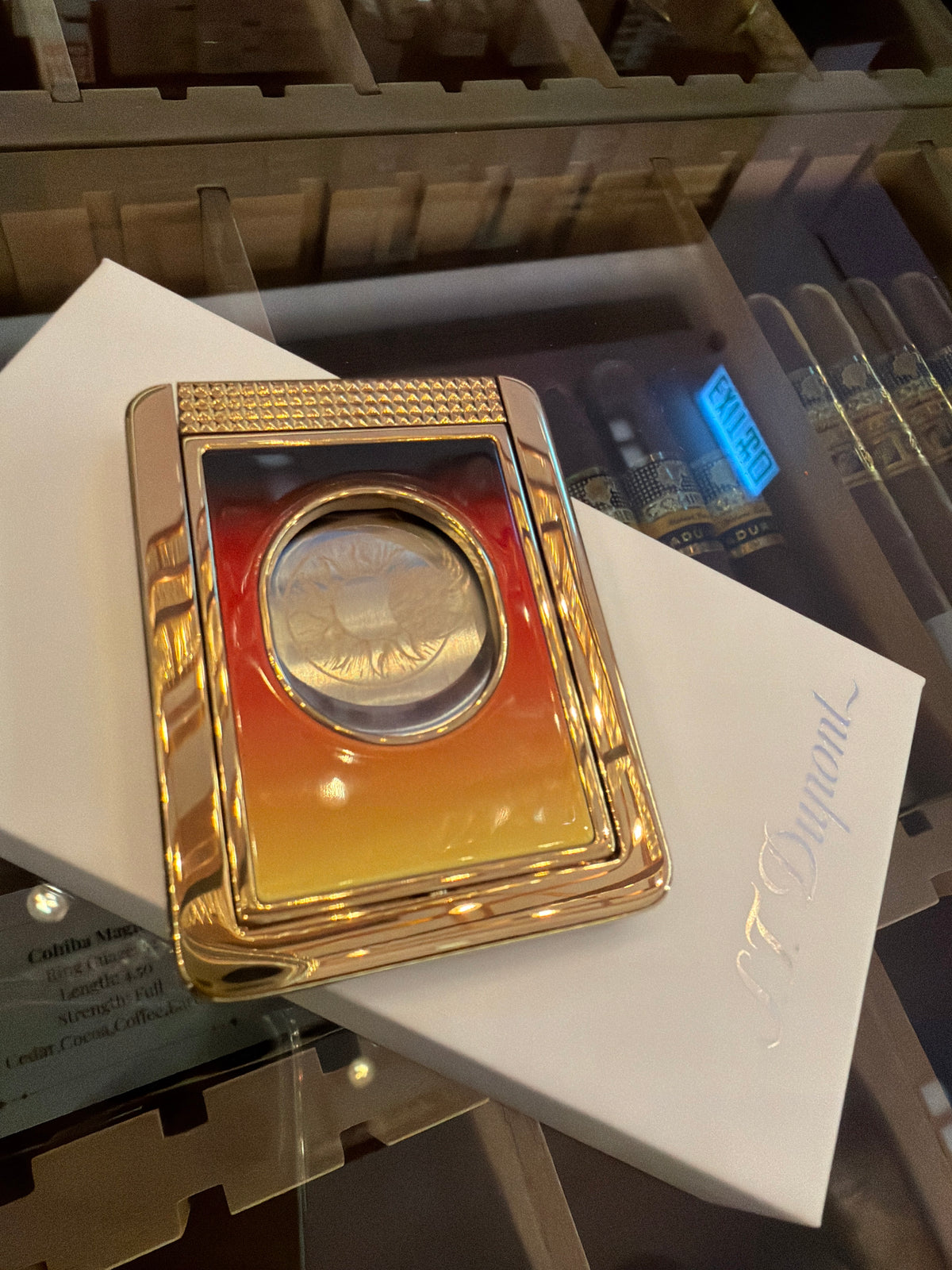 S.T. DUPONT Montecristo Le Crepuscule CC X Cigar Cutter Stand