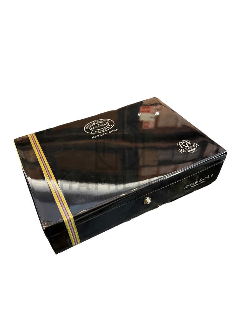 HAMILTON Partagas Serie D No.4 Reserva Cosecha 2000 cigar box in a glossy black finish with gold branding