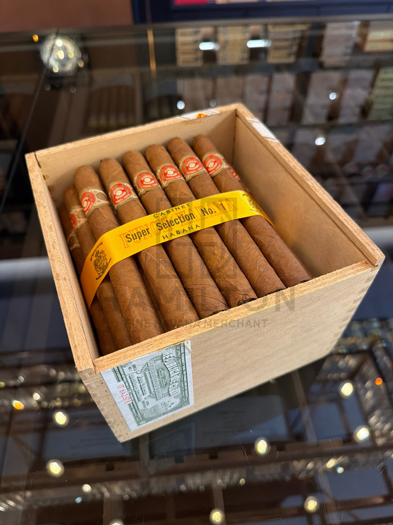 HAMILTON PUNCH 50s Super Selection No.1 2008 cigars presented in a wooden cabinet box with yellow paper band