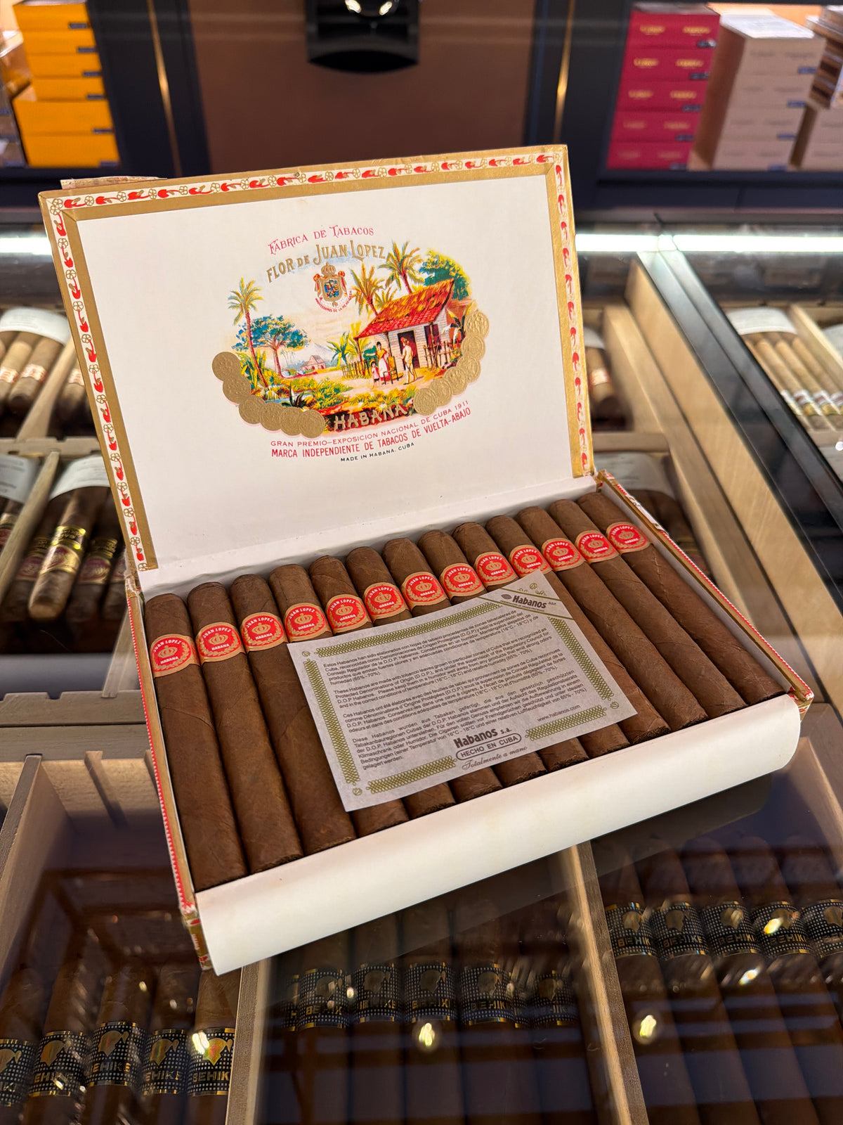 JUAN LOPEZ 25s Petit Coronas ~ 2014