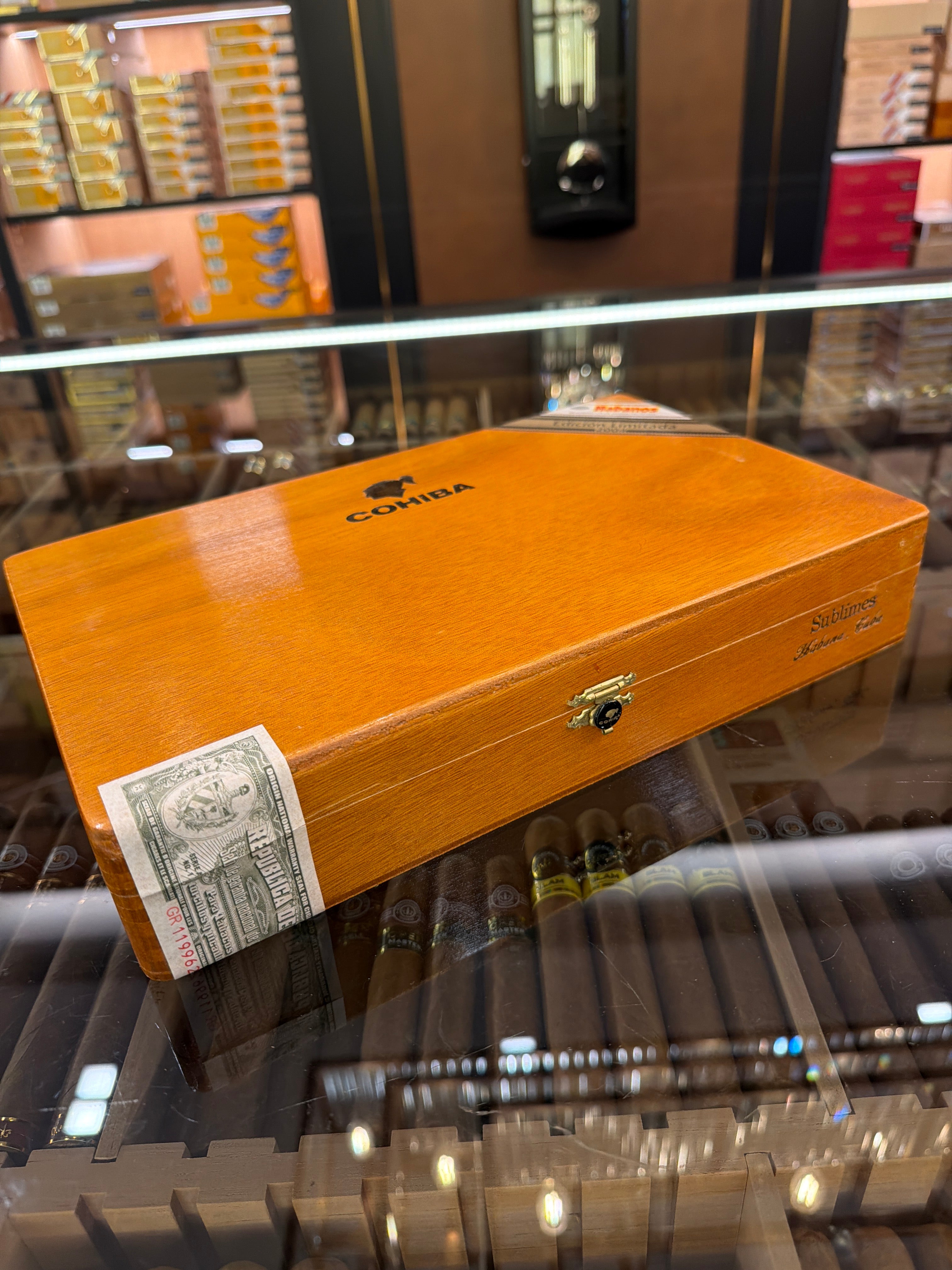 COHIBA Sublimes Edición Limitada 2004 25s