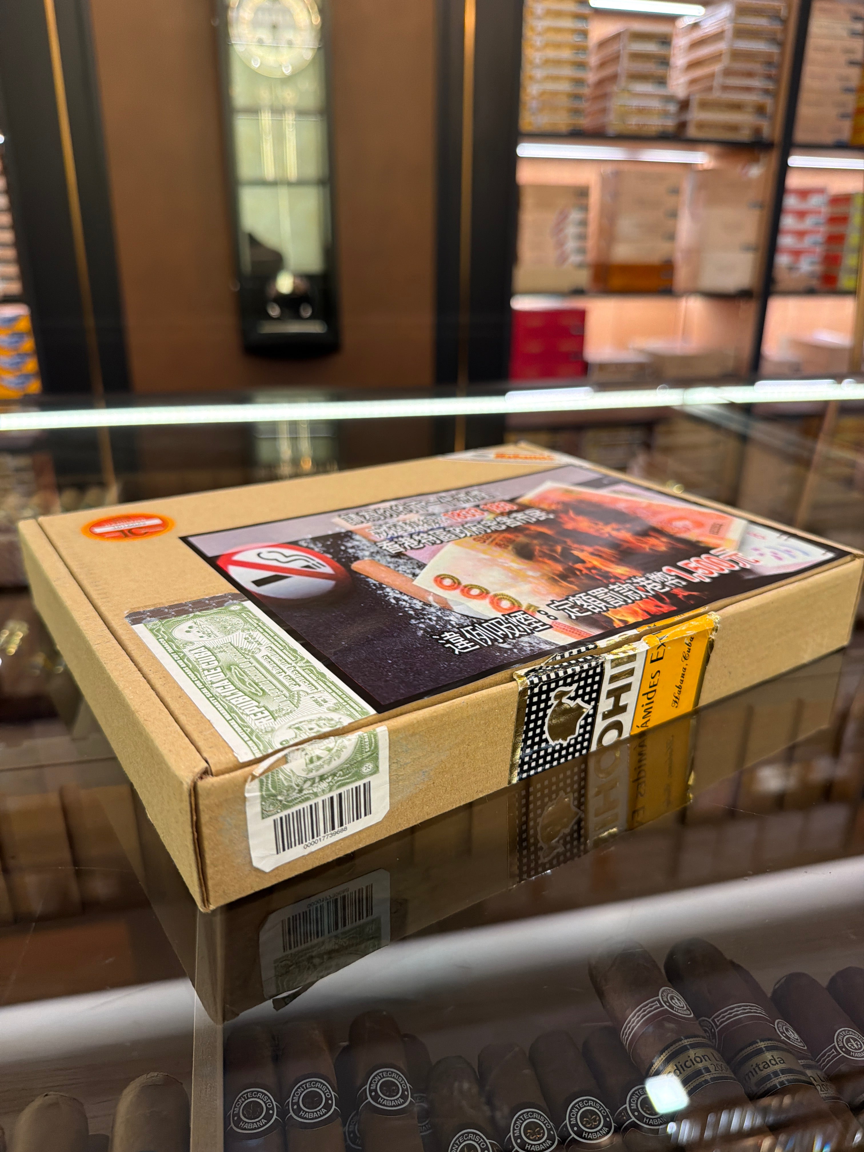 COHIBA Pirámides Extra 10s ~ 2012