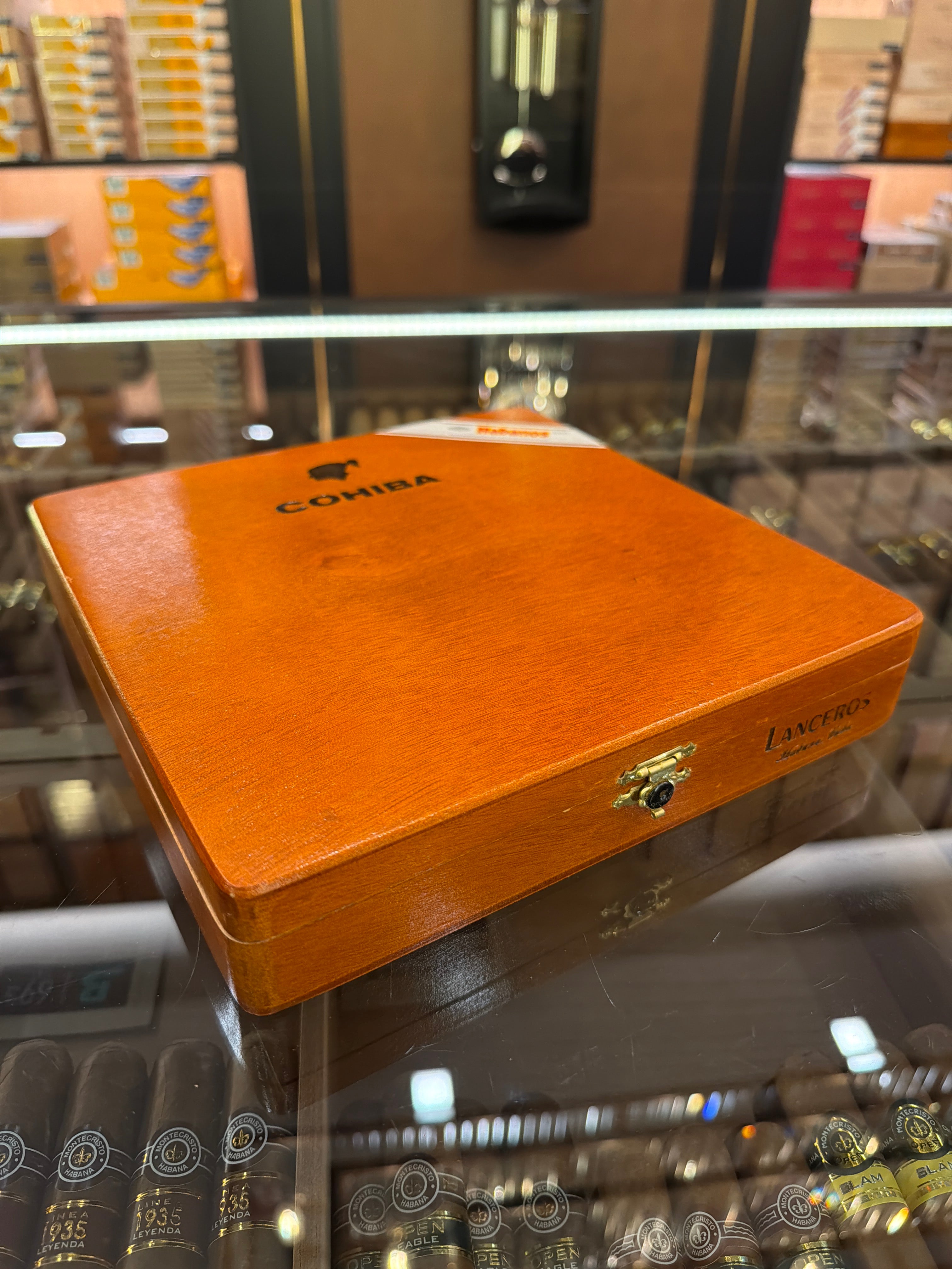COHIBA Lanceros 25s ~ 2010