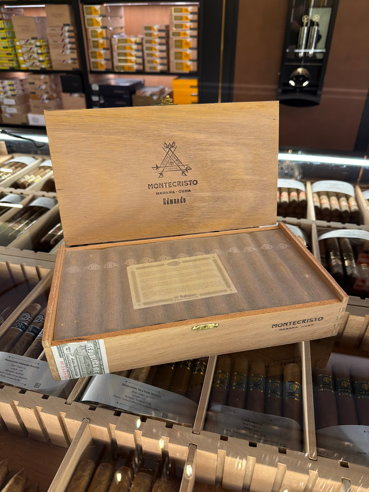 MONTECRISTO Edmundo 25s ~ 2008